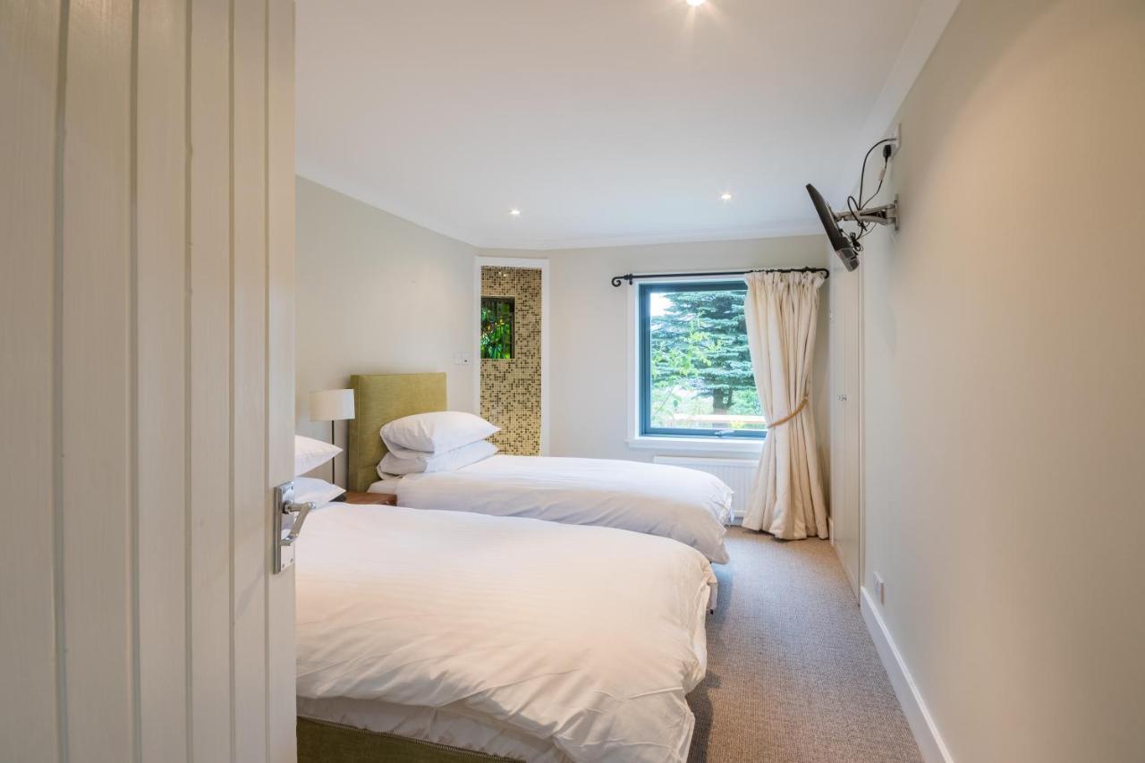 Loch Tay Highland Lodges And Glamping Park Morenish Exterior foto