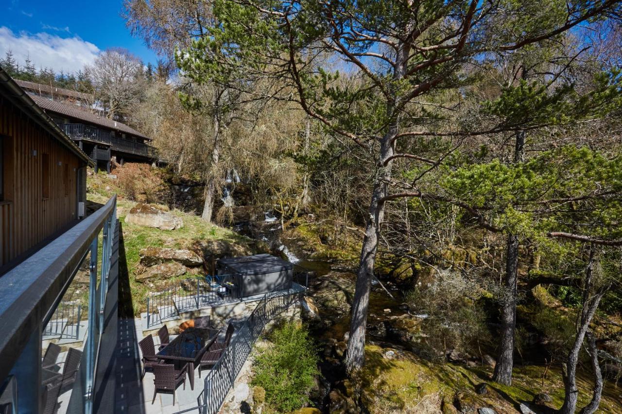 Loch Tay Highland Lodges And Glamping Park Morenish Exterior foto