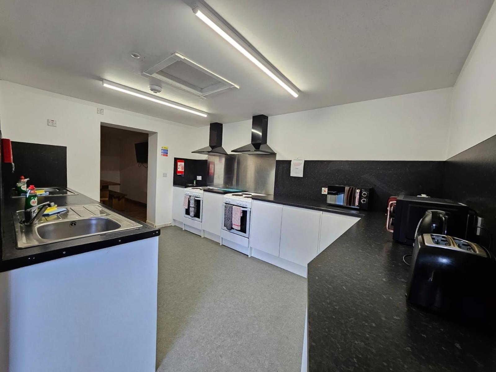 Loch Tay Highland Lodges And Glamping Park Morenish Exterior foto